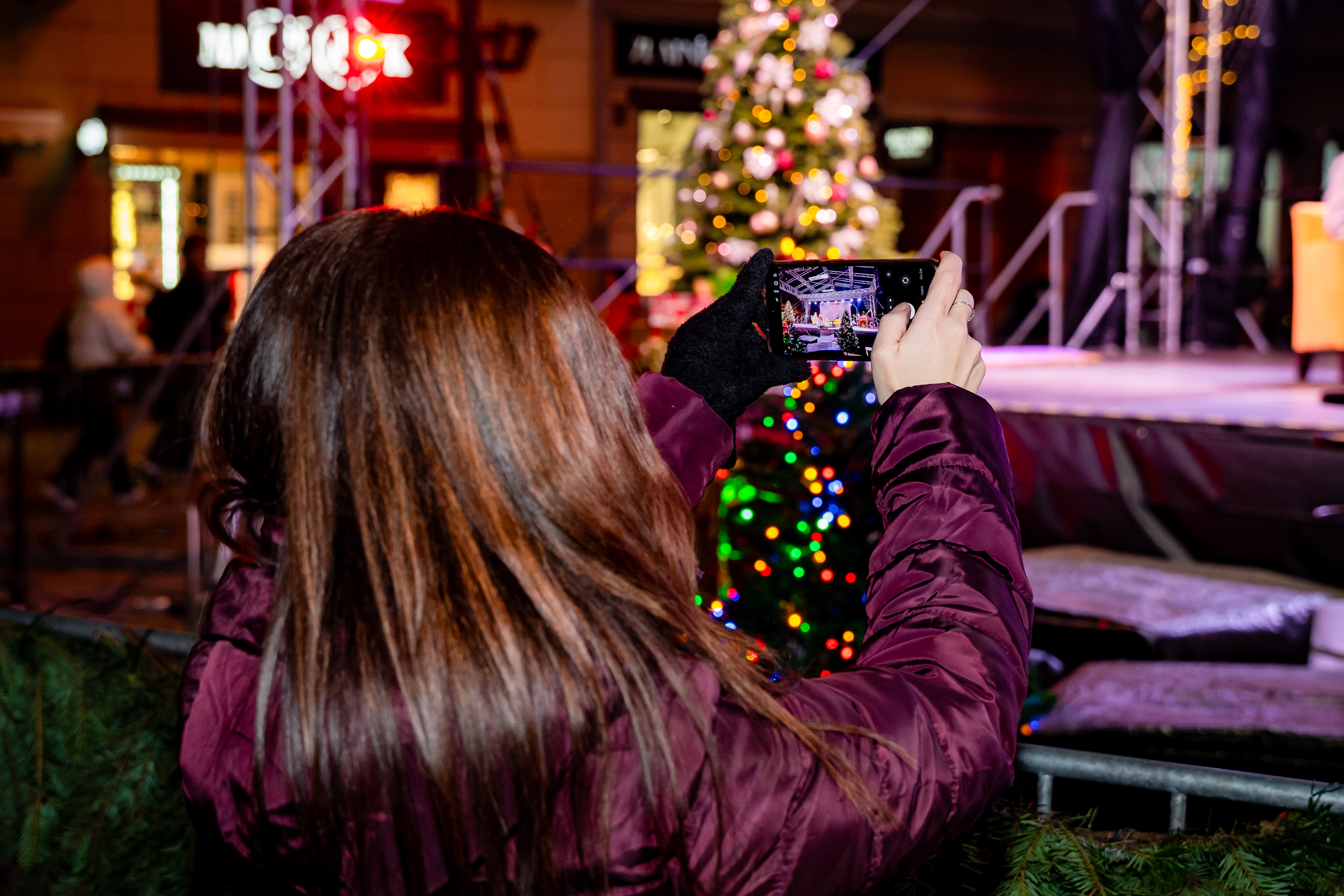 VIANOCNA TELEVIZNA REGINA-8